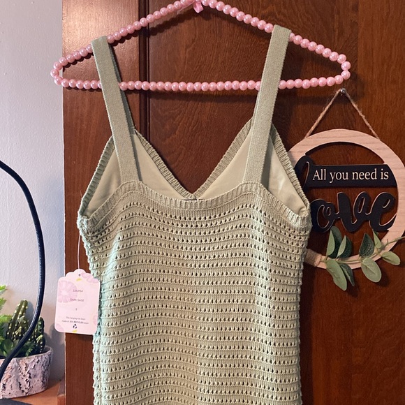 Beautiful sage Sweet Republic crochet midi dress 😍😍😍 - Picture 9 of 12